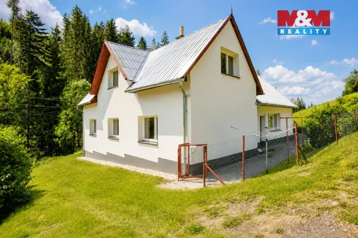 Prodej rodinného domu, Hutisko-Solanec - Solanec pod Soláněm, 180 m2
