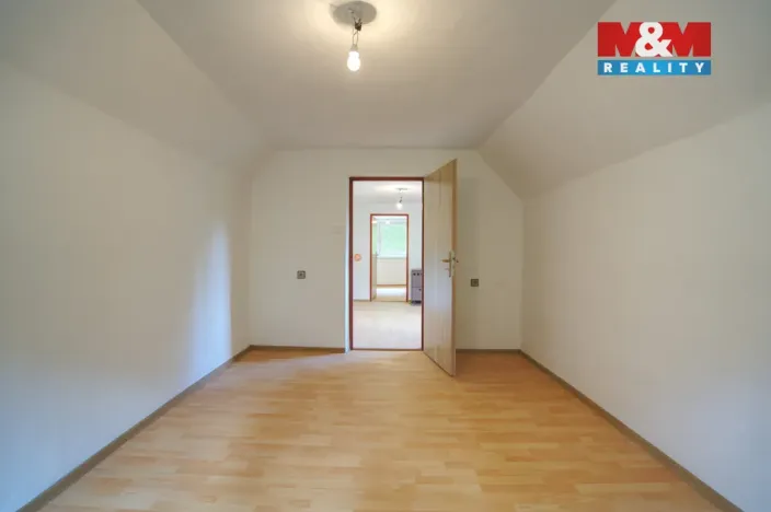 Prodej rodinného domu, Hutisko-Solanec - Solanec pod Soláněm, 180 m2