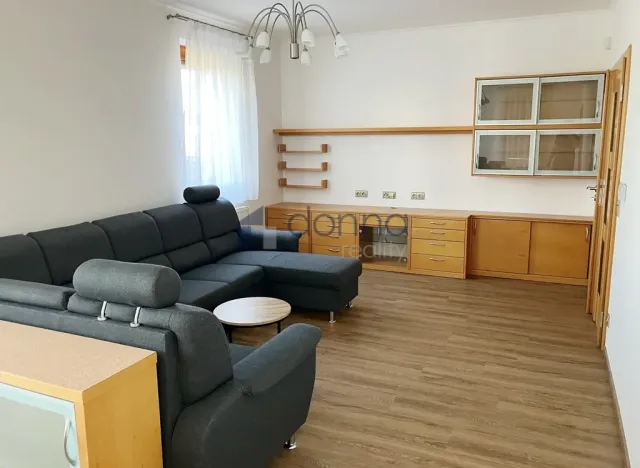 Pronájem bytu 4+1, Praha, Flájská, 92 m2