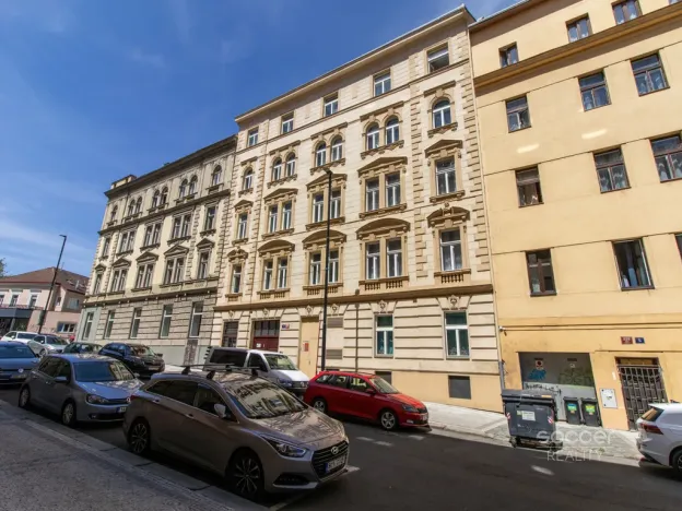 Pronájem bytu 2+kk, Praha - Nusle, Mojmírova, 36 m2