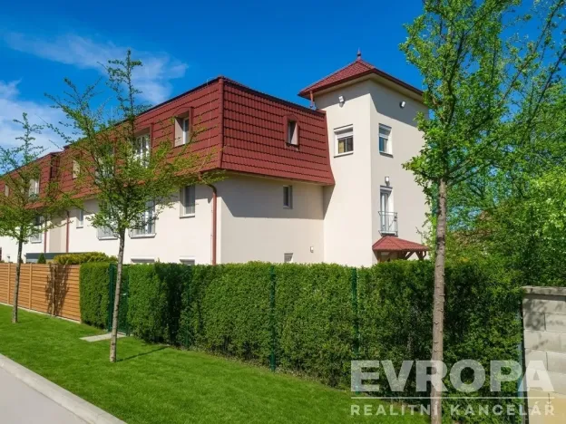 Prodej bytu 3+kk, Praha - Dolní Počernice, Národních hrdinů, 80 m2
