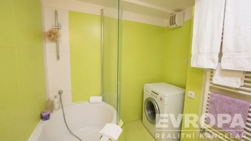 Prodej bytu 3+kk, Praha - Dolní Počernice, Národních hrdinů, 80 m2