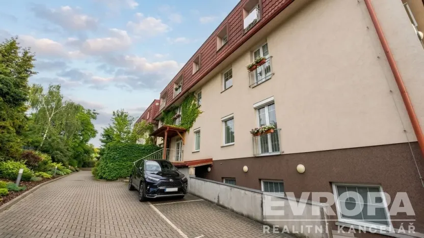 Prodej bytu 3+kk, Praha - Dolní Počernice, Národních hrdinů, 80 m2