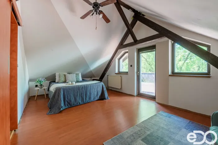 Prodej rodinného domu, Sezemice - Veská, 163 m2