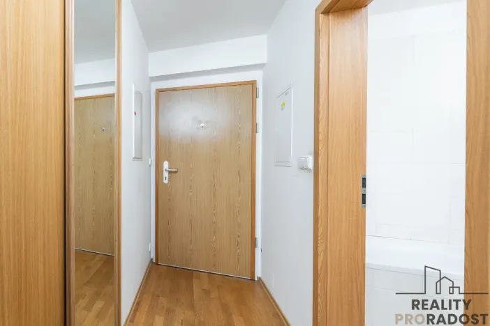 Prodej bytu 1+kk, Praha, Kališnická, 34 m2