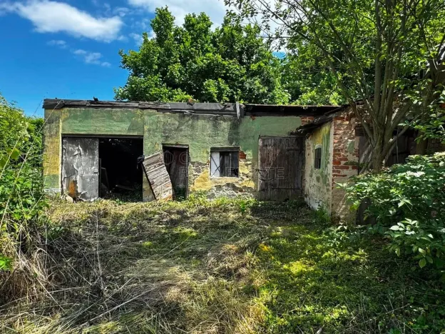Prodej zemědělské usedlosti, Hulín - Chrášťany, 370 m2