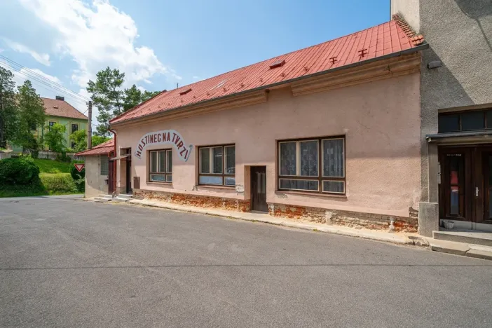 Prodej restaurace, Kroměříž - Těšnovice, 214 m2