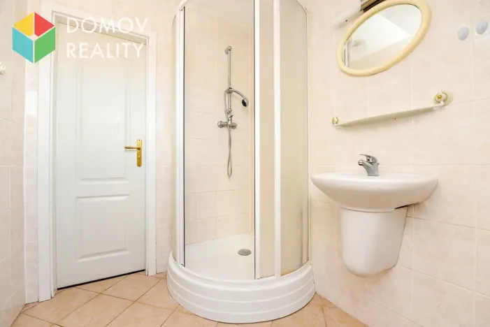 Pronájem bytu 2+kk, Jince, Slavíkova, 39 m2