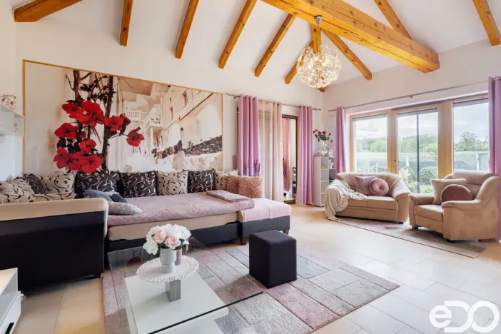 Prodej rodinného domu, Květov, 410 m2