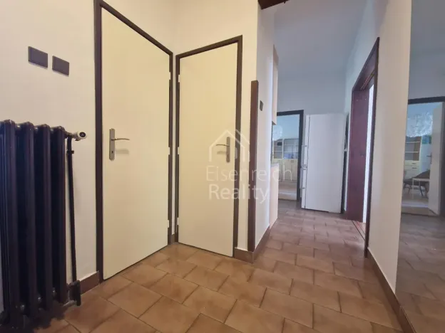 Pronájem bytu 3+1, Hradec Králové, Labská kotlina, 81 m2