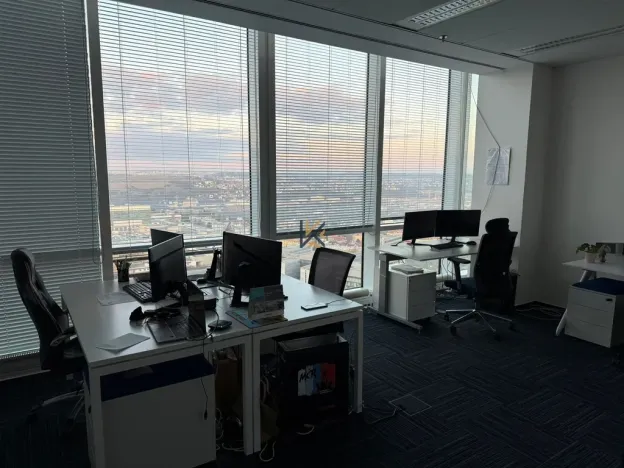 Pronájem kanceláře, Praha - Nusle, Hvězdova, 142 m2
