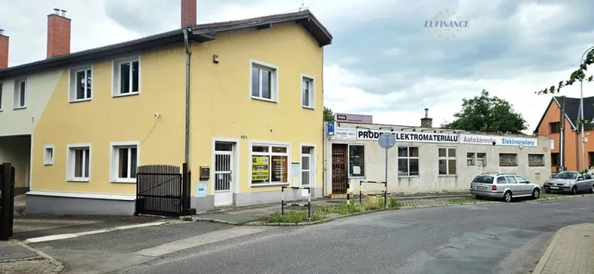 Pronájem kanceláře, Kralupy nad Vltavou - Lobeček, Boženy Němcové, 75 m2