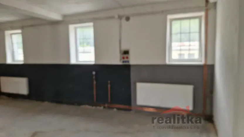 Pronájem výrobních prostor, Hradec nad Moravicí, Žižkova, 200 m2