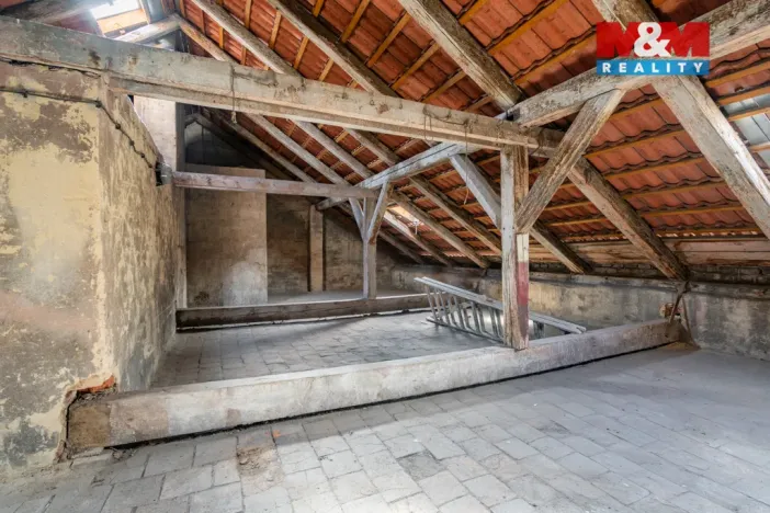 Prodej půdního prostoru, Praha, Husitská, 126 m2