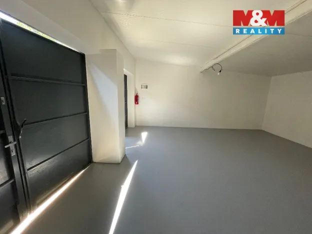 Pronájem garáže, Kopřivnice, 40 m2