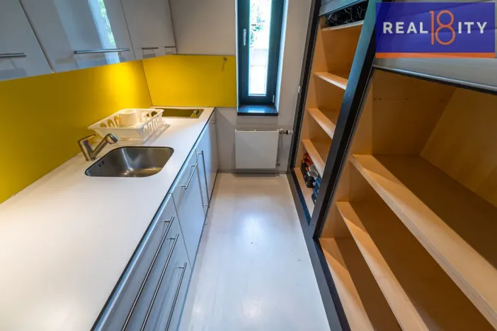 Pronájem vily, Praha, 400 m2