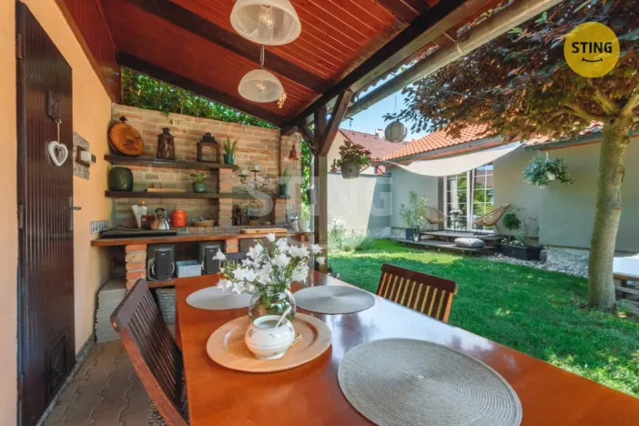 Prodej rodinného domu, Staré Jesenčany, 150 m2