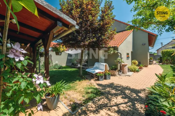 Prodej rodinného domu, Staré Jesenčany, 150 m2