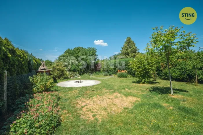 Prodej rodinného domu, Staré Jesenčany, 150 m2
