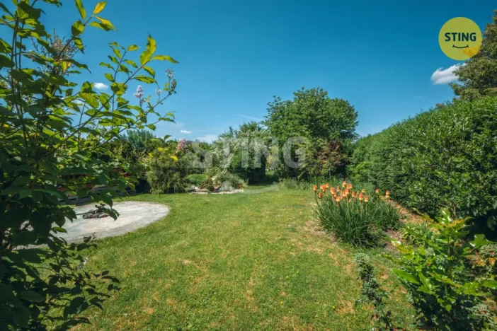 Prodej rodinného domu, Staré Jesenčany, 150 m2