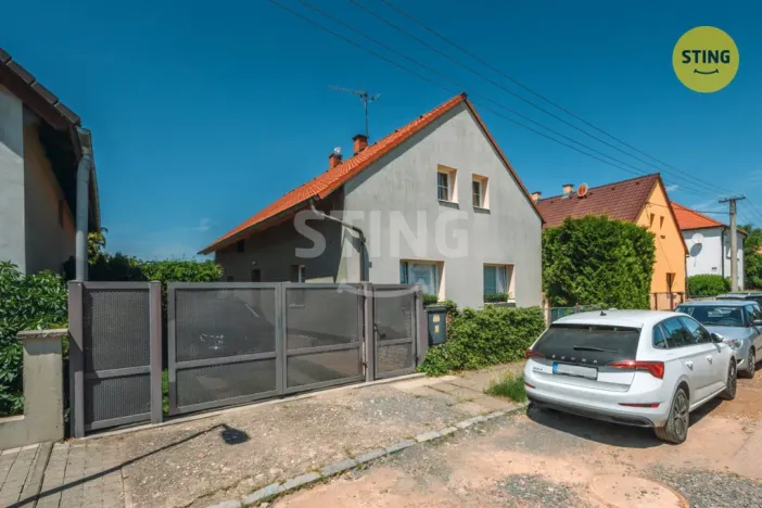 Prodej rodinného domu, Staré Jesenčany, 150 m2