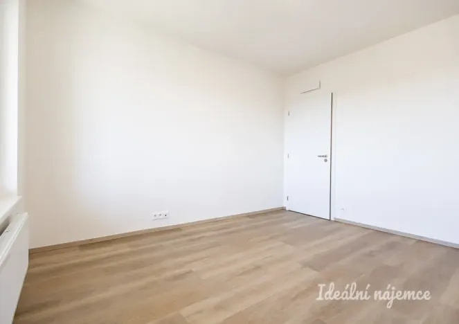 Pronájem bytu 2+kk, Praha - Hloubětín, Waltariho, 52 m2