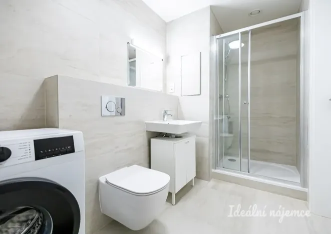 Pronájem bytu 2+kk, Praha - Hloubětín, Waltariho, 52 m2