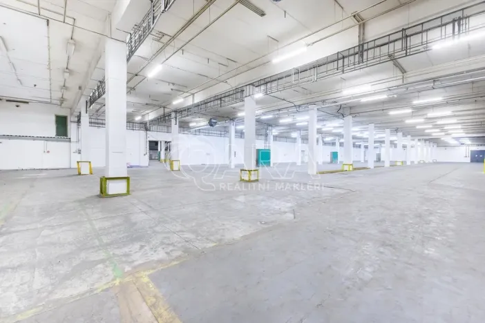 Pronájem výrobních prostor, Písek - Budějovické Předměstí, U Vodárny, 6421 m2