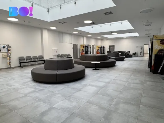 Pronájem kanceláře, Praha, U vinných sklepů, 41 m2