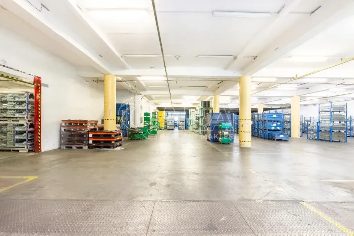 Pronájem skladu, Písek - Budějovické Předměstí, U Vodárny, 3620 m2