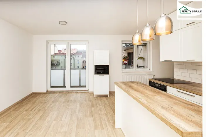 Prodej bytu 1+kk, Cheb, Dukelská, 44 m2