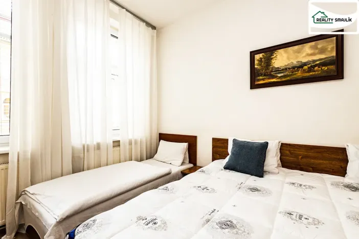 Pronájem bytu 1+kk, Cheb, Svobody, 22 m2