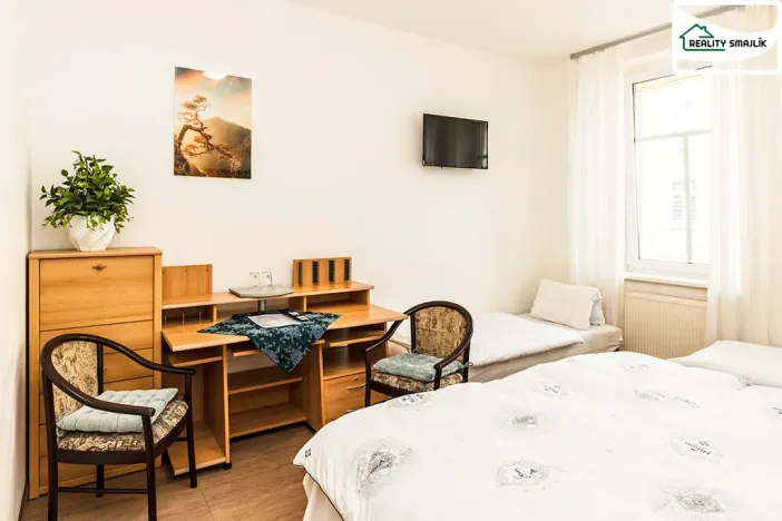 Pronájem bytu 1+kk, Cheb, Svobody, 22 m2