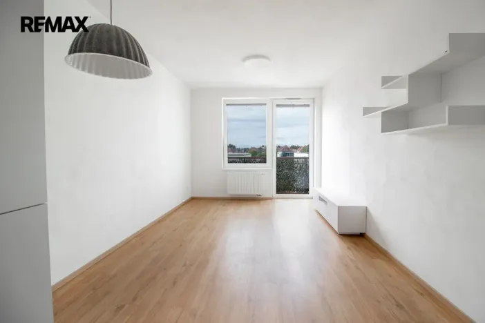 Pronájem bytu 2+kk, Pardubice - Pardubičky, Východní, 40 m2