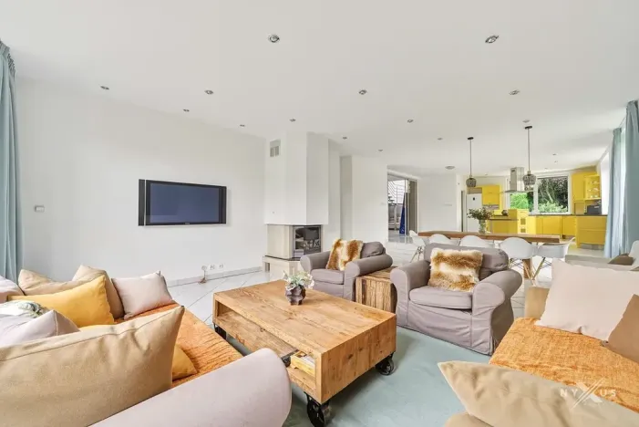 Pronájem rodinného domu, Dolní Břežany, V Úvozu, 420 m2