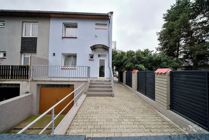 Pronájem bytu 2+1, Vestec, Na Suchých, 50 m2