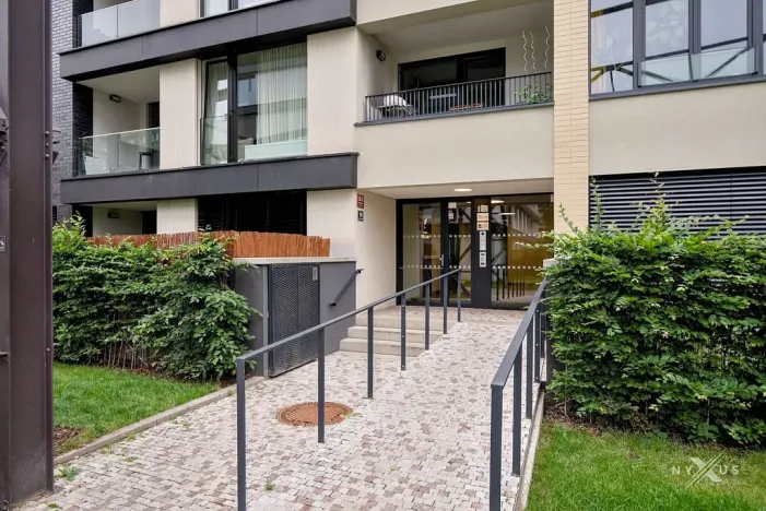 Pronájem bytu 2+kk, Praha - Holešovice, Jankovcova, 56 m2