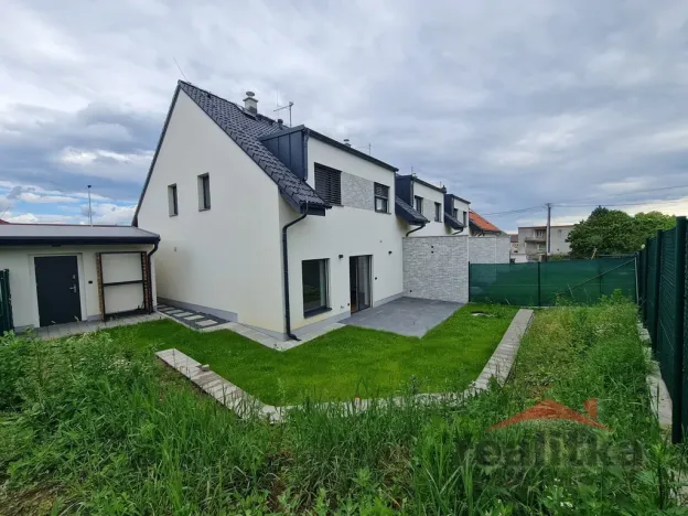 Prodej rodinného domu, Velká Polom, Osvoboditelů, 185 m2