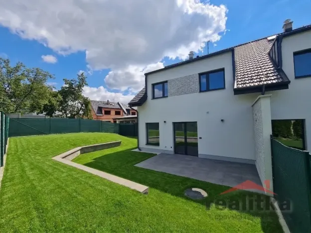 Prodej rodinného domu, Velká Polom, Osvoboditelů, 185 m2