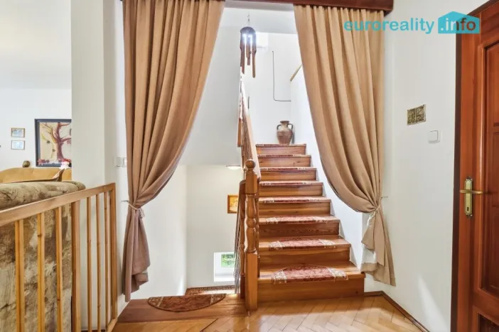 Prodej rodinného domu, Sosnová, 190 m2