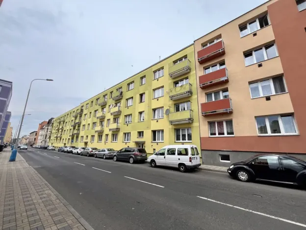 Pronájem bytu 2+1, Teplice - Trnovany, Štúrova, 53 m2