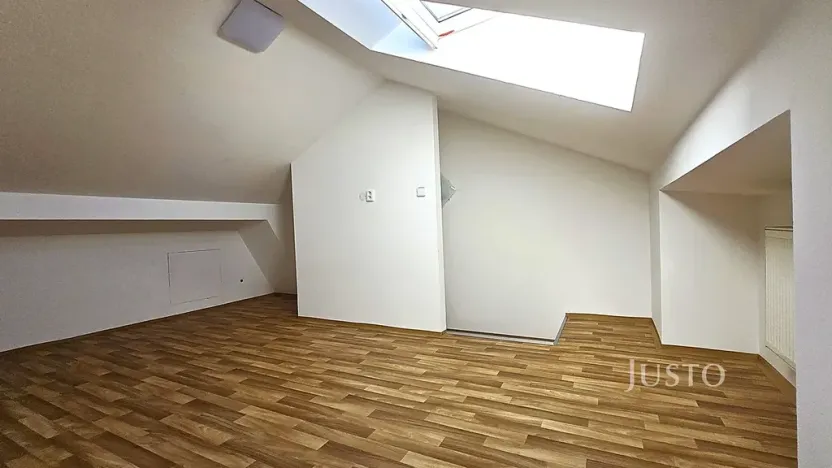Prodej vícegeneračního domu, Písek, V Koutě, 786 m2