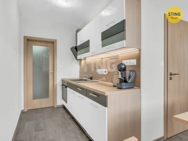 Prodej bytu 3+1, Dobronín, Jarní, 65 m2