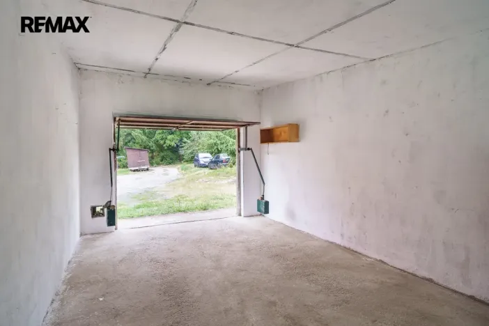 Prodej komerční nemovitosti, Měcholupy, 130 m2
