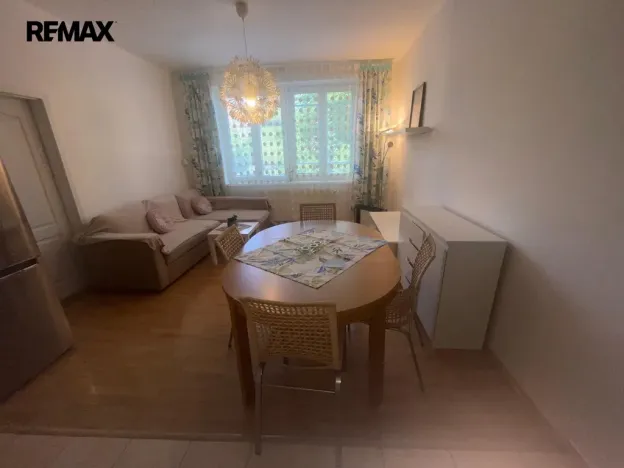 Pronájem bytu 2+kk, Praha - Žižkov, U kněžské louky, 50 m2
