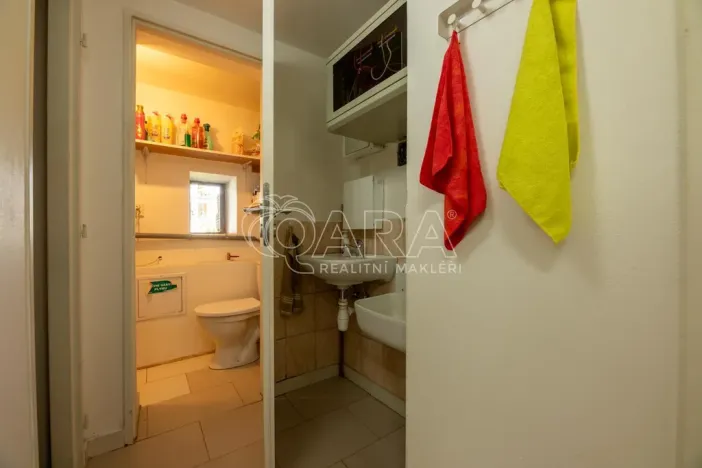 Pronájem komerční nemovitosti, Praha - Kyje, Herdovská, 75 m2