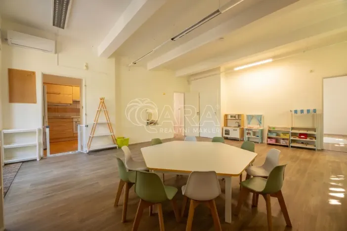 Pronájem komerční nemovitosti, Praha - Kyje, Herdovská, 75 m2