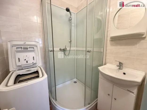 Prodej bytu 3+1, Frenštát pod Radhoštěm, Školská čtvrť, 64 m2