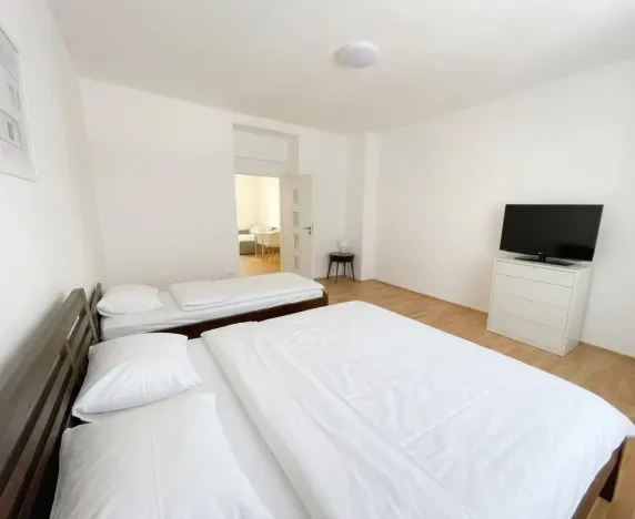 Pronájem bytu 2+kk, Praha - Bubeneč, Národní obrany, 55 m2