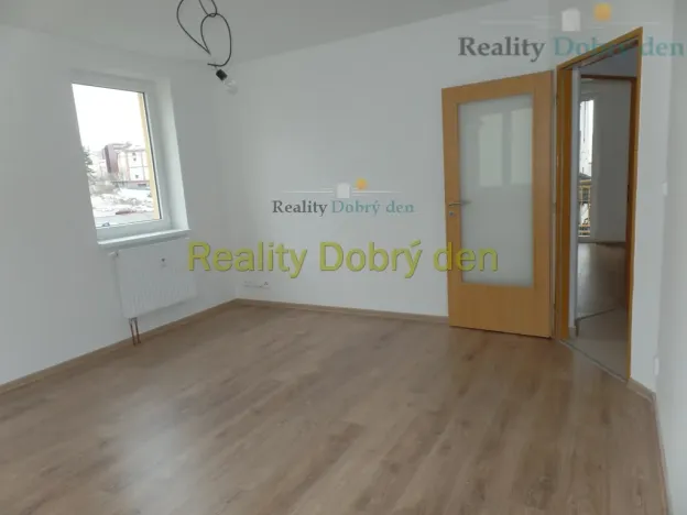 Pronájem bytu 2+1, Opava, Nákladní, 61 m2